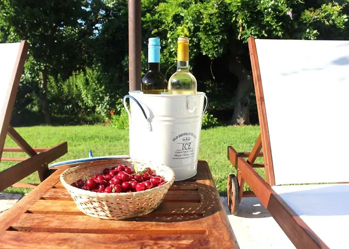 Villa Alkyon - Dreamy 3Br, Pool & Bbq Next To Varnavas Beach
