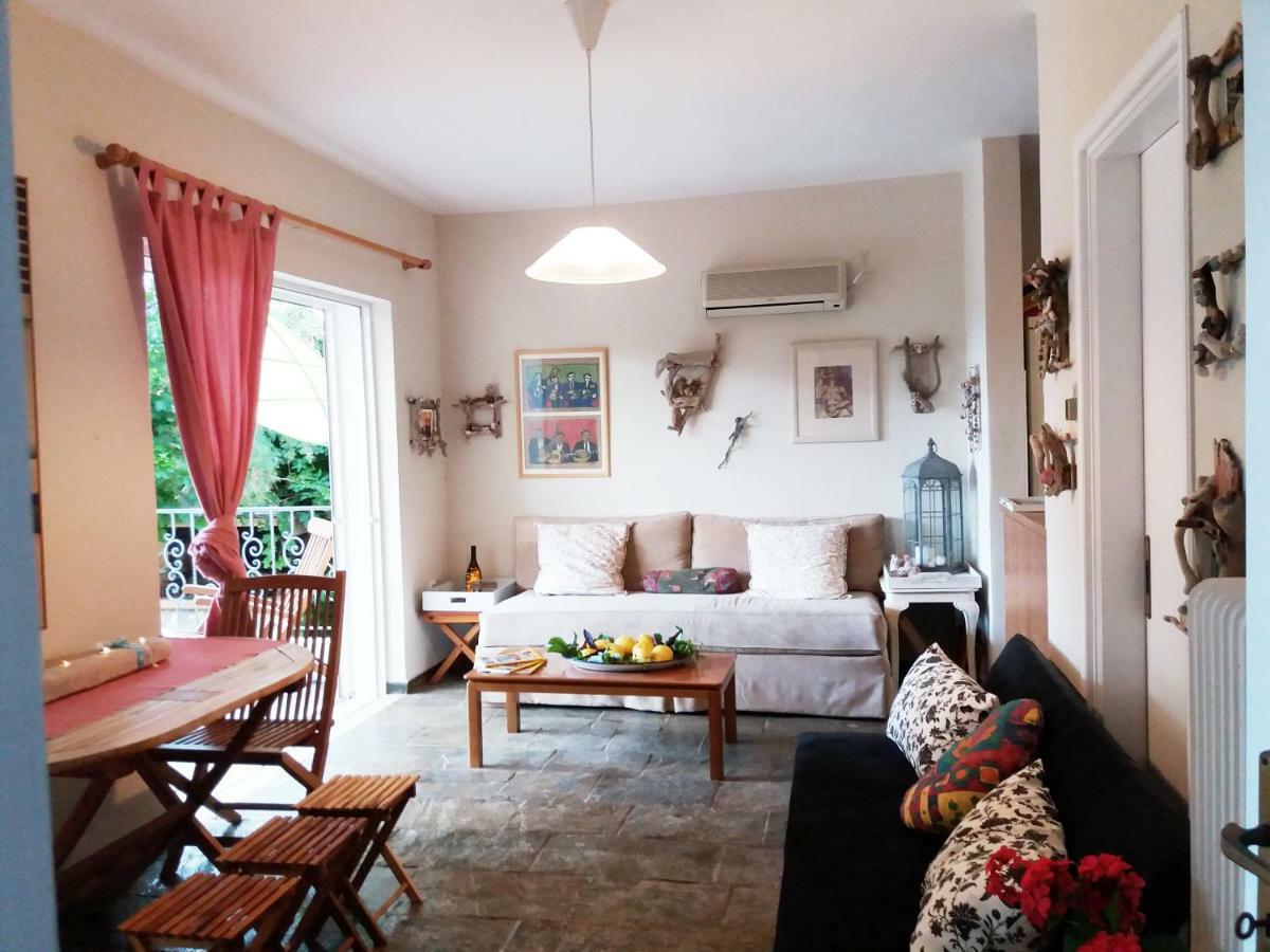 Alkyon - Dreamy 3br, Pool & Bbq Next To Varnavas Holiday home Grammatiko